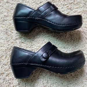 Dansko Solstice Clog, Black, Size 37